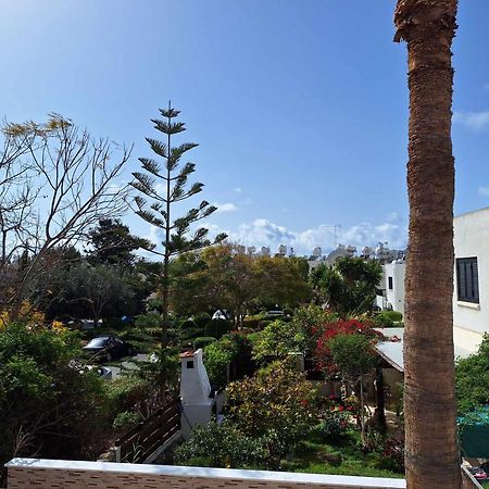 Stylish Apt Kato Paphos Close To Beach & Vibrant Harbor Life Zewnętrze zdjęcie