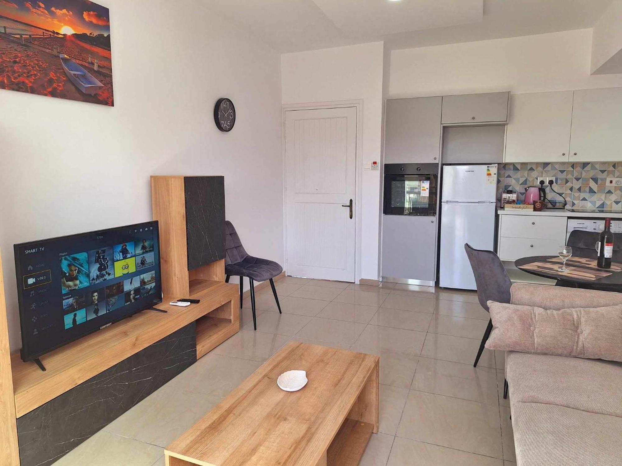 Stylish Apt Kato Paphos Close To Beach & Vibrant Harbor Life Zewnętrze zdjęcie