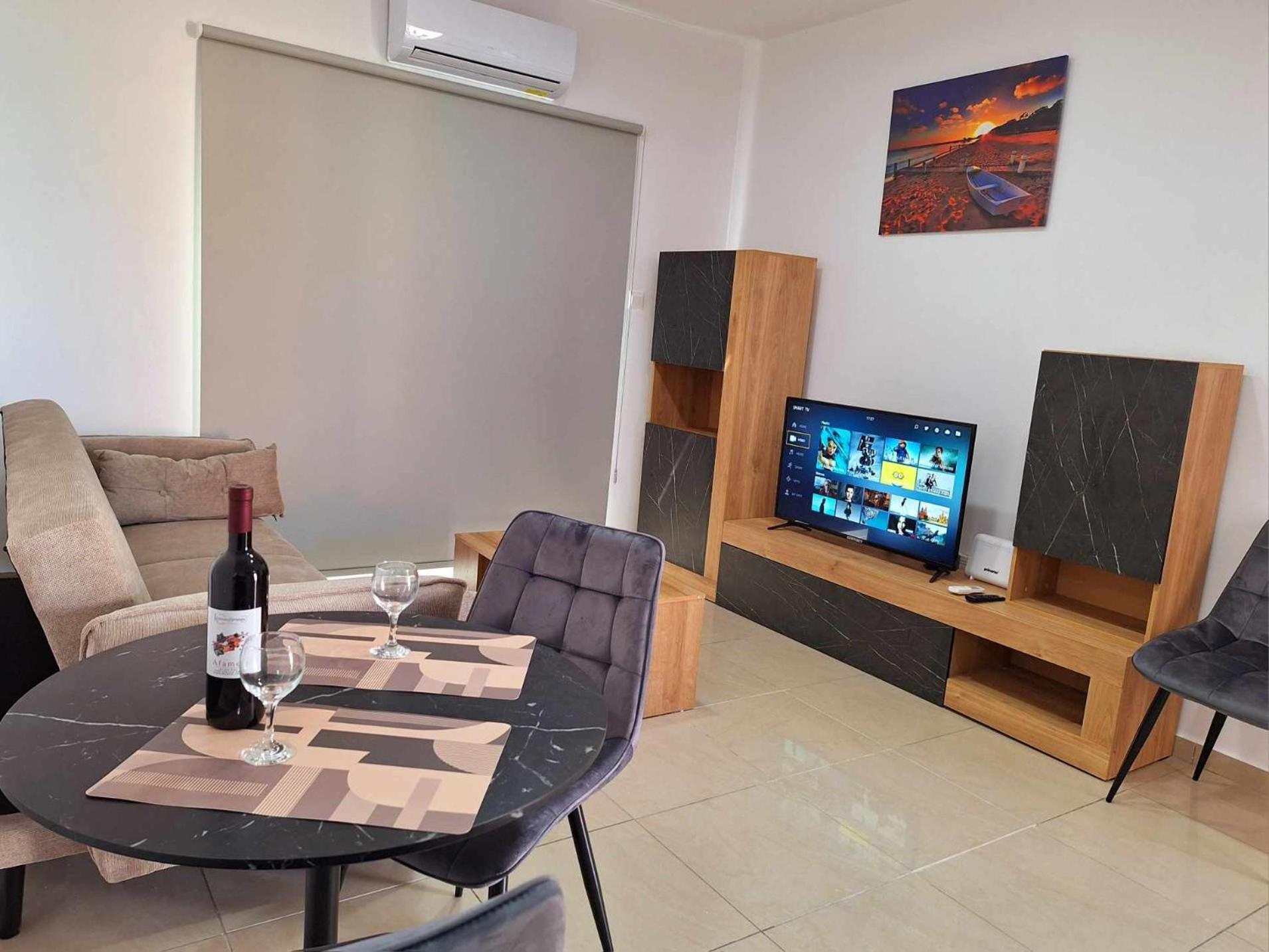 Stylish Apt Kato Paphos Close To Beach & Vibrant Harbor Life Zewnętrze zdjęcie